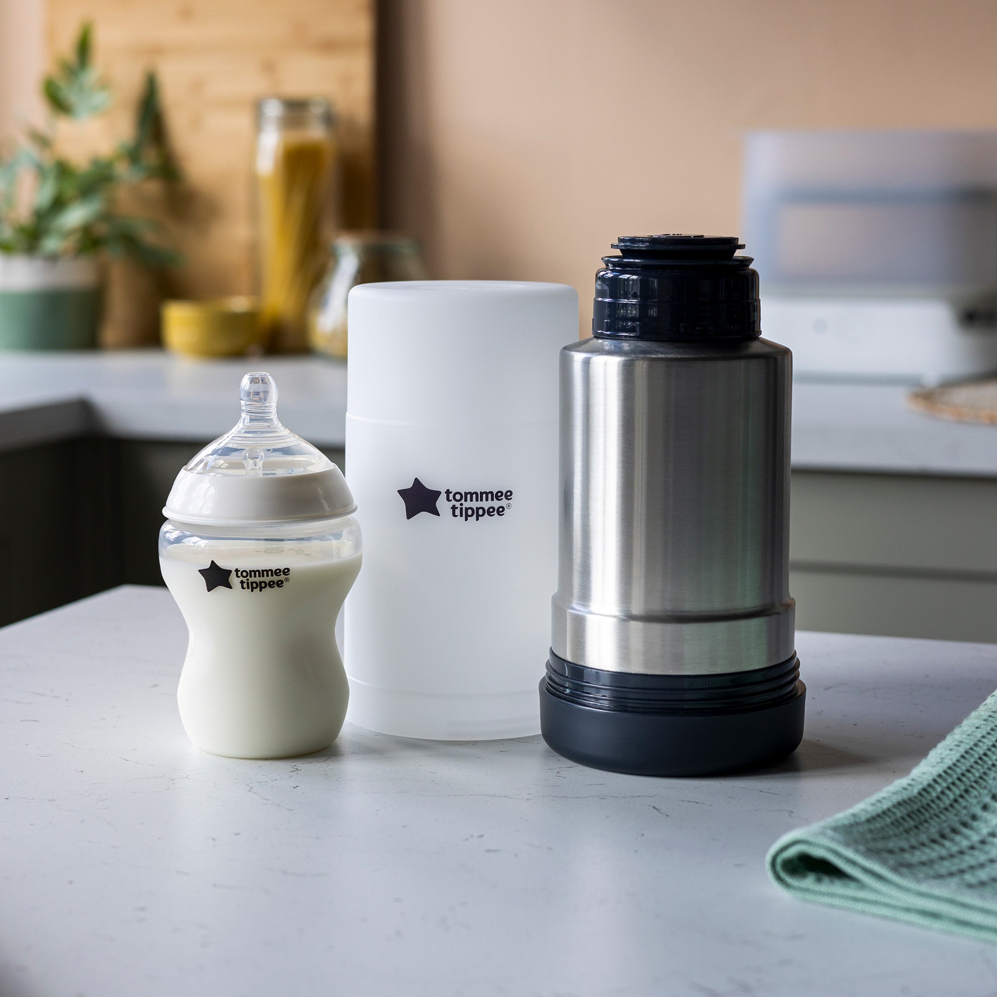 Tommee Tippee Natural Start Travel Bottle & Food Warmer