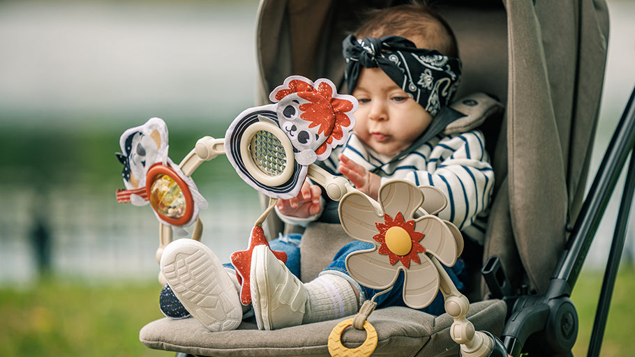 Tiny Rockers Sunny Stroll™